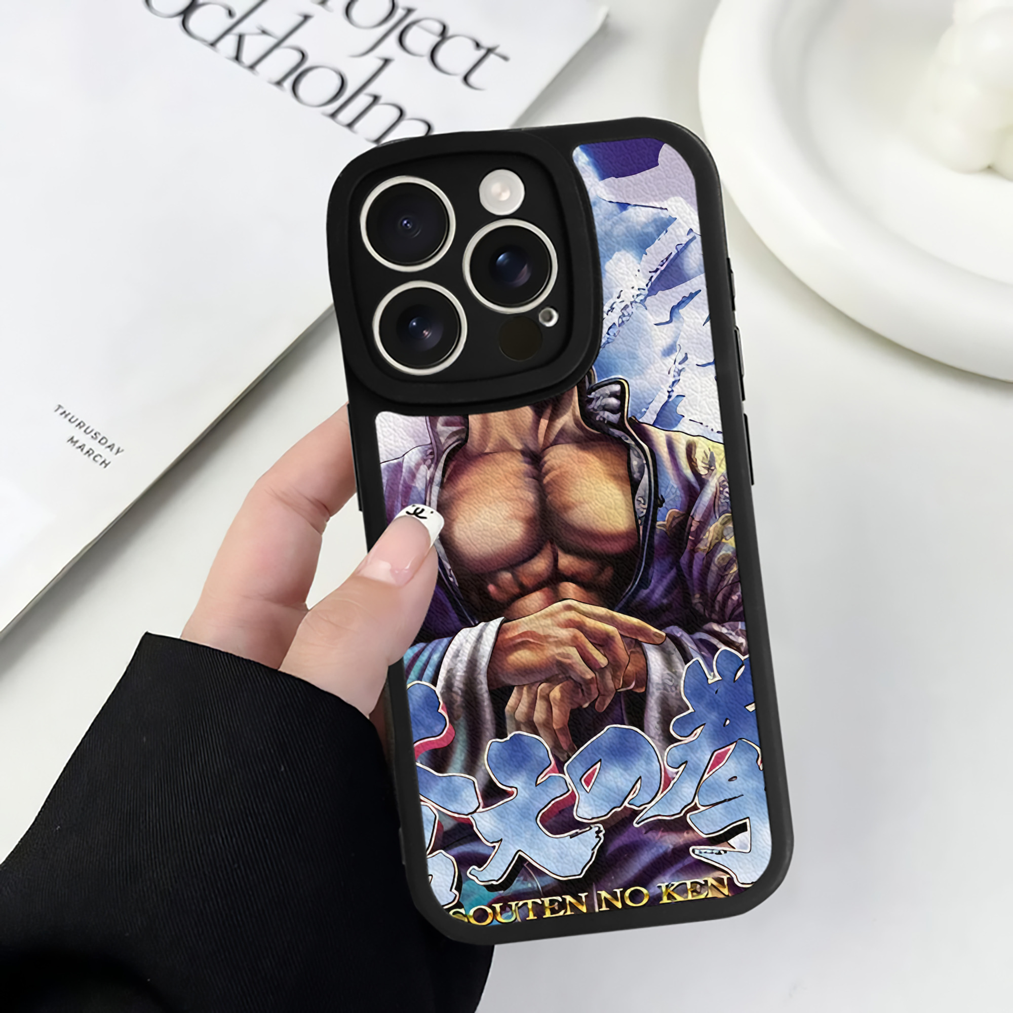 （画像用） 北斗の拳 Fist of the North Star 【iPhone 16シリーズ対応】シリコンスマホケース（レザー調） 材質：シリコン